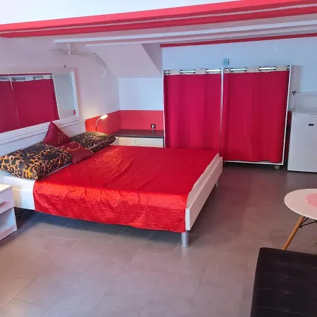 Gianna Apartment *